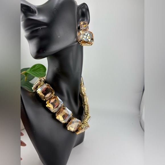 Gold Crystal Statement Necklace & Earring Set - Picture 7 of 8